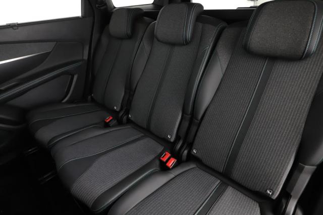 Peugeot 5008 image 9
