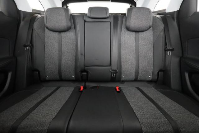 Peugeot 3008 image 9