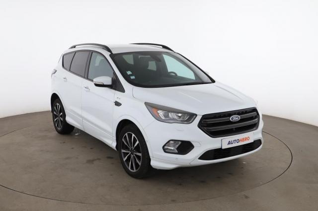Ford Kuga image 7
