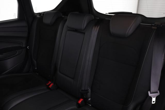 Ford Kuga image 3