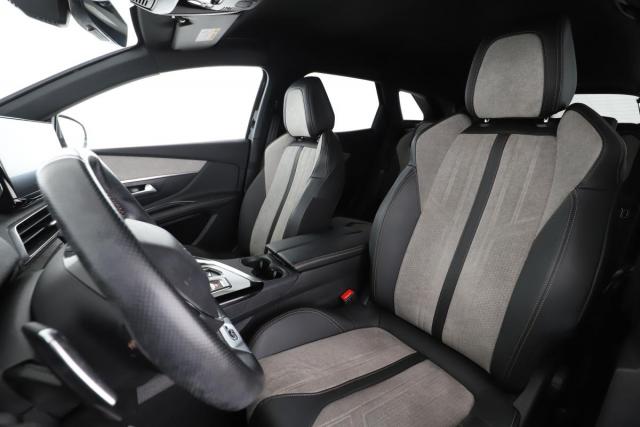 Peugeot 3008 image 3