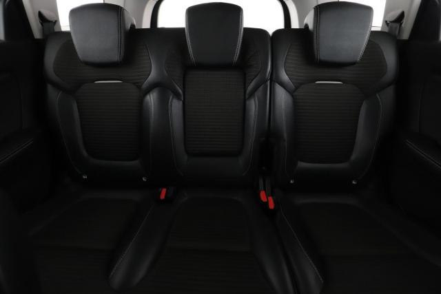 Renault Grand Scénic image 2