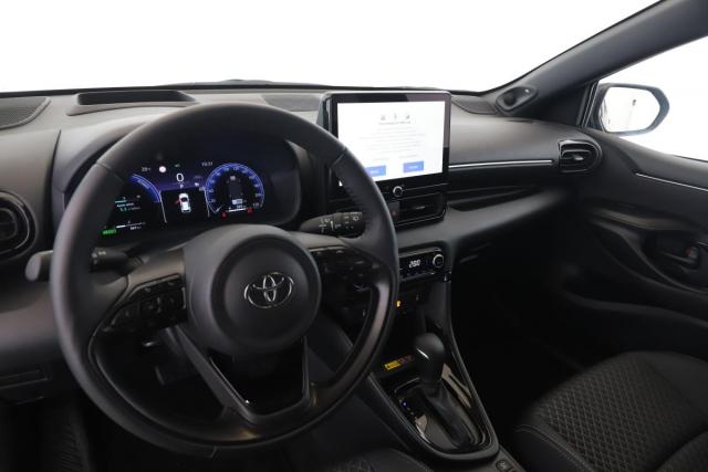 Toyota Yaris image 2