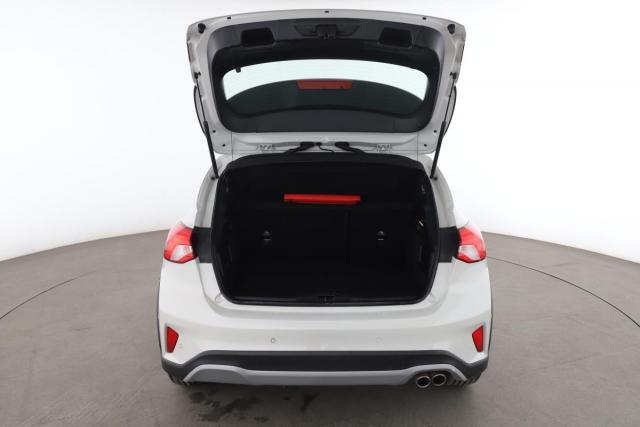 Ford Focus image 7