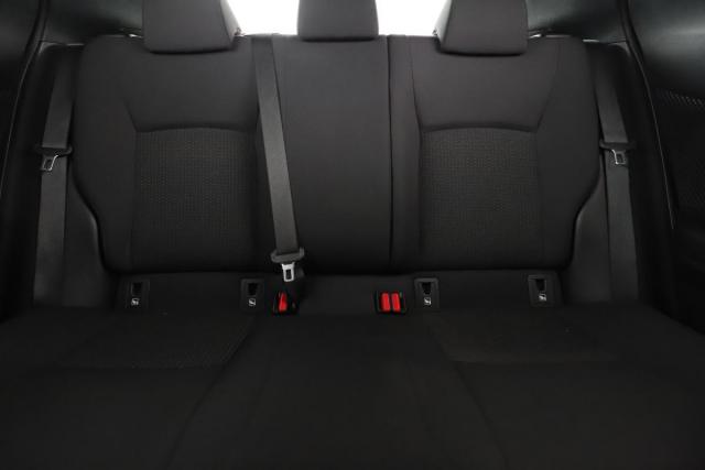 Toyota C-Hr image 8