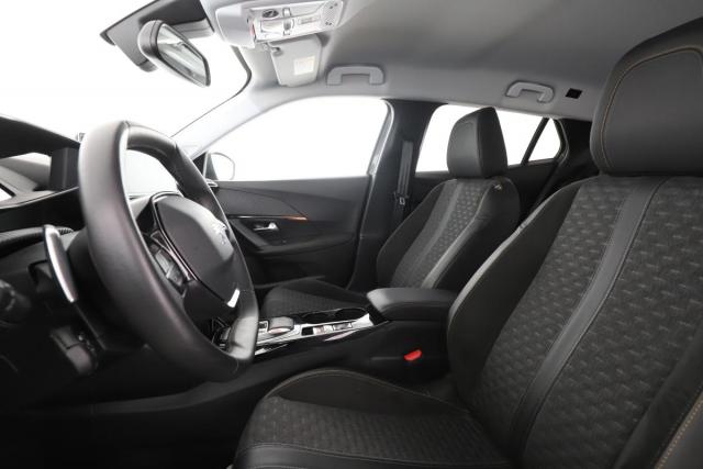 Peugeot 2008 image 5