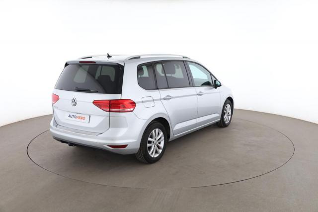 Volkswagen Touran image 2