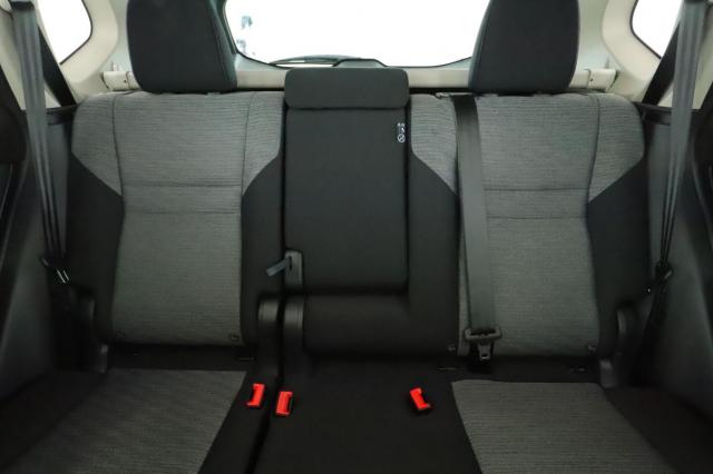 Nissan X-Trail image 7