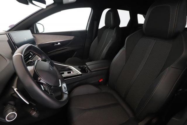Peugeot 3008 image 9
