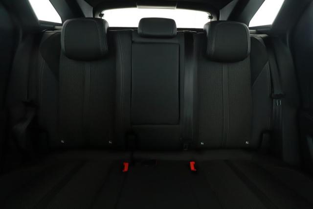 Peugeot 3008 image 2