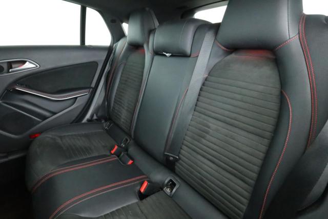 Mercedes Benz Cla Shooting Brake image 9