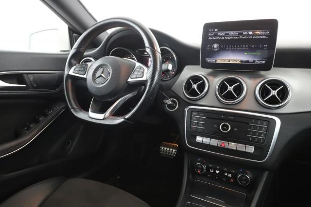 Mercedes Benz Cla image 3