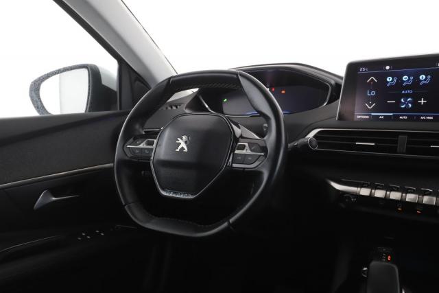 Peugeot 3008 image 1