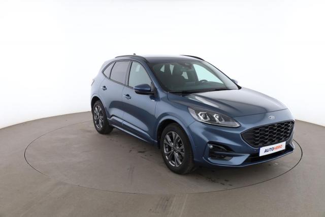 Ford Kuga image 3