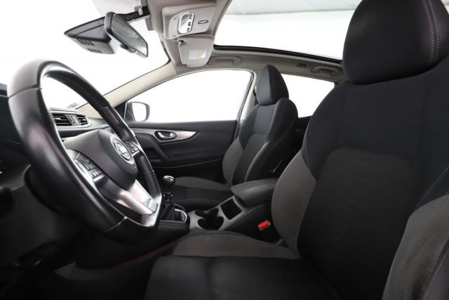 Nissan Qashqai image 1