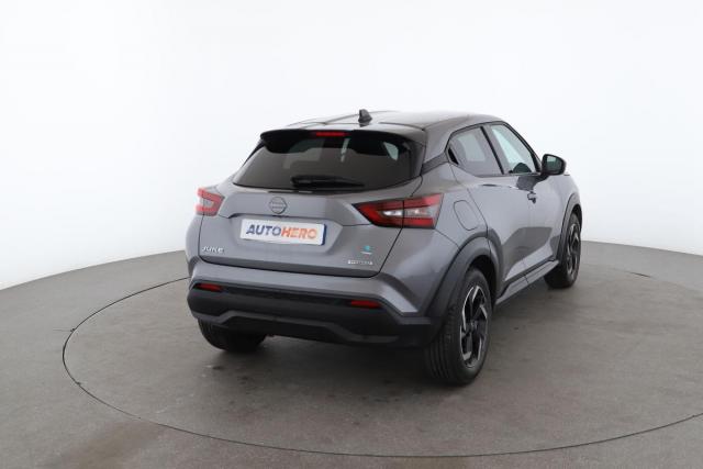 Nissan Juke image 7