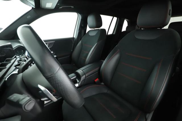 Mercedes Benz Glb image 3