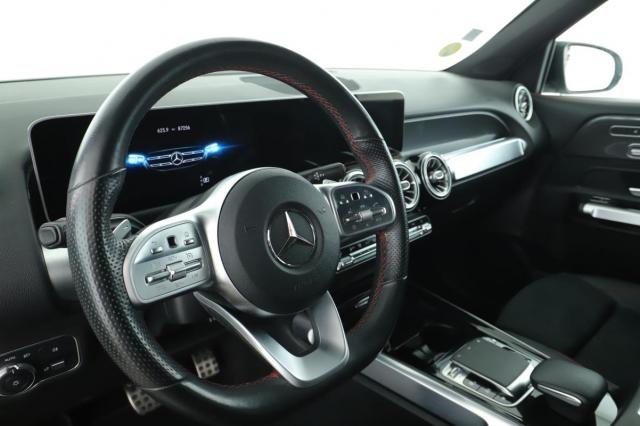 Mercedes Benz Glb image 8