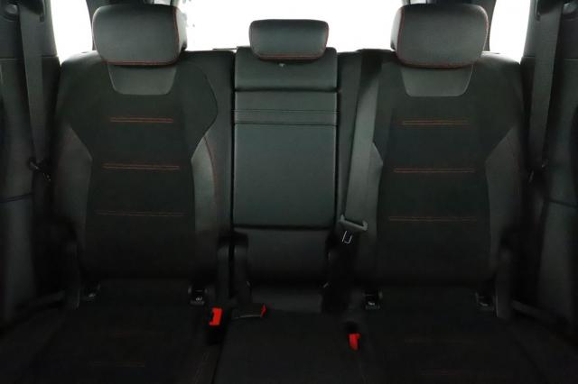 Mercedes Benz Glb image 9