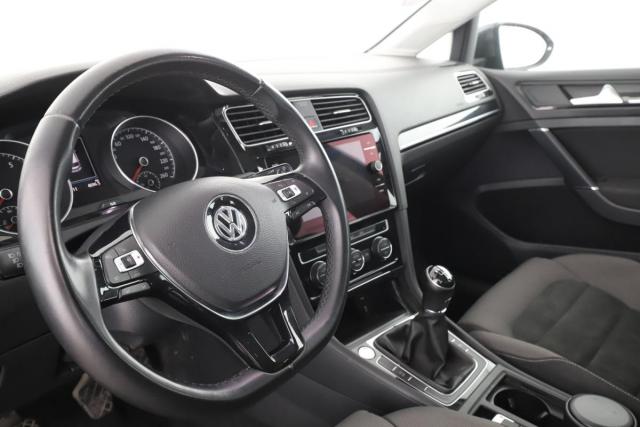 Volkswagen Golf image 3