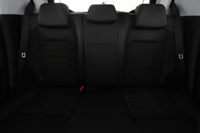 Peugeot 208 image 3