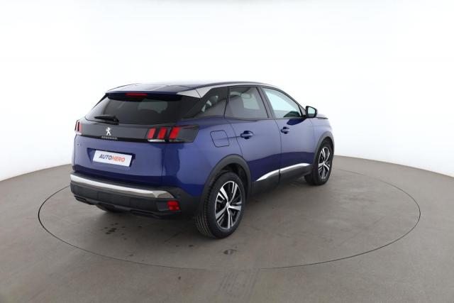 Peugeot 3008 image 2