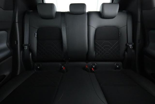 Nissan Juke image 8