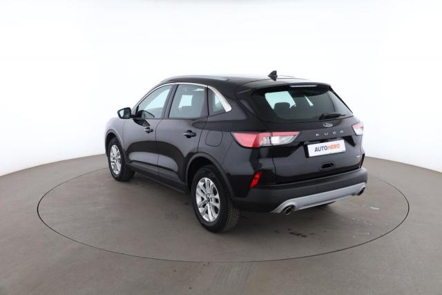 Ford Kuga image 5