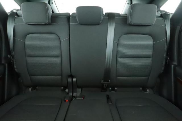 Ford Kuga image 3
