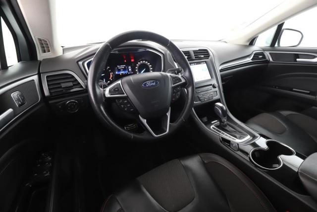 Ford Mondeo image 8