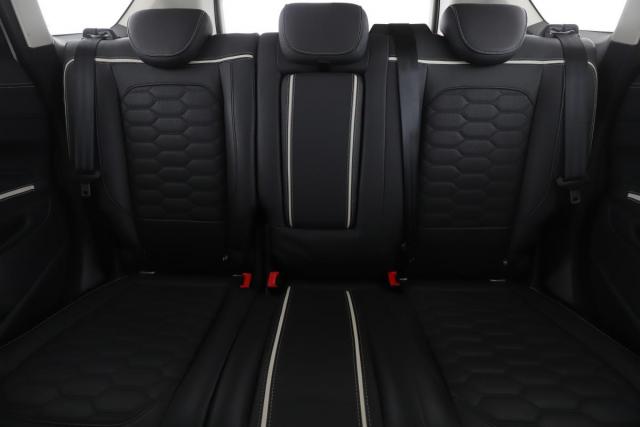 Ford Kuga image 1