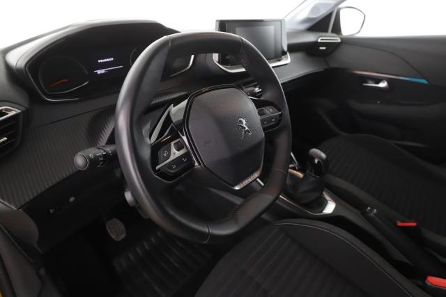 Peugeot 208 image 2