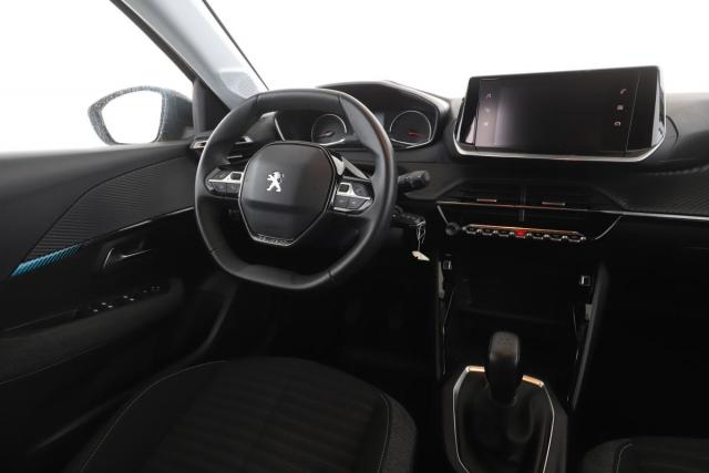 Peugeot 208 image 9