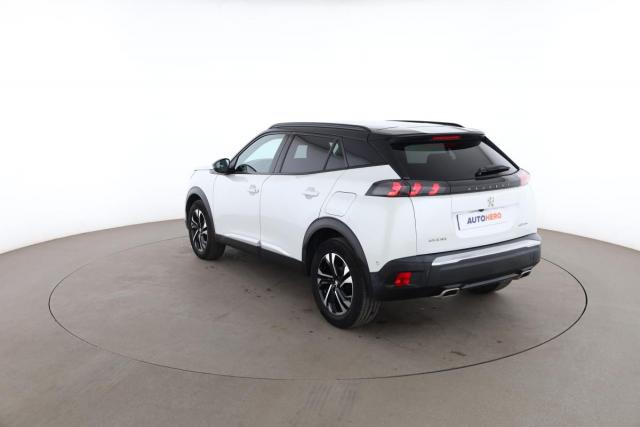 Peugeot 2008 image 3