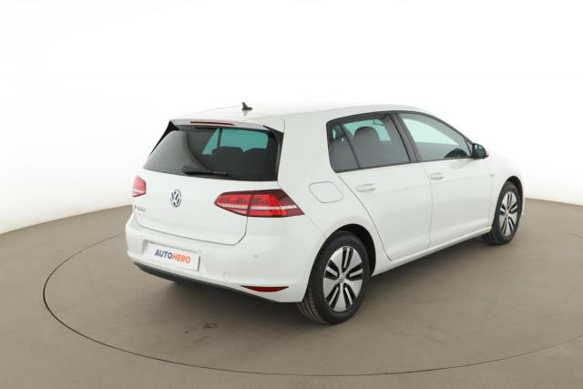 Volkswagen Golf image 5