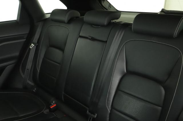 Jaguar F-Pace image 3