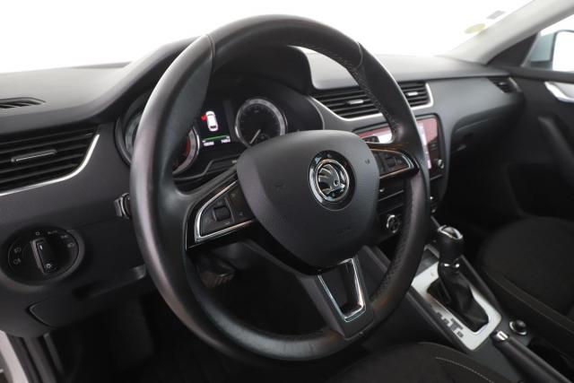 Skoda Octavia image 3