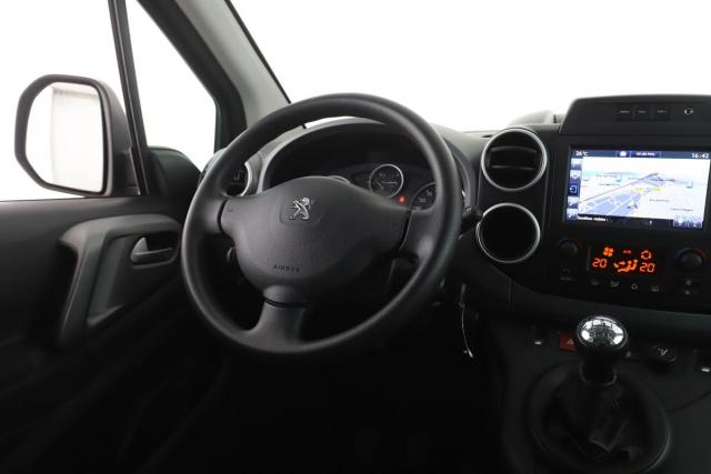 Peugeot Partner Tepee image 8