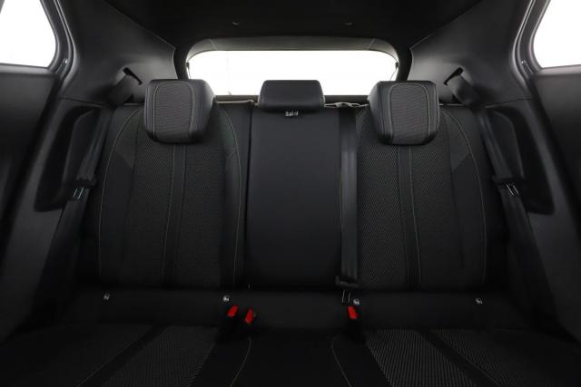 Peugeot 2008 image 6