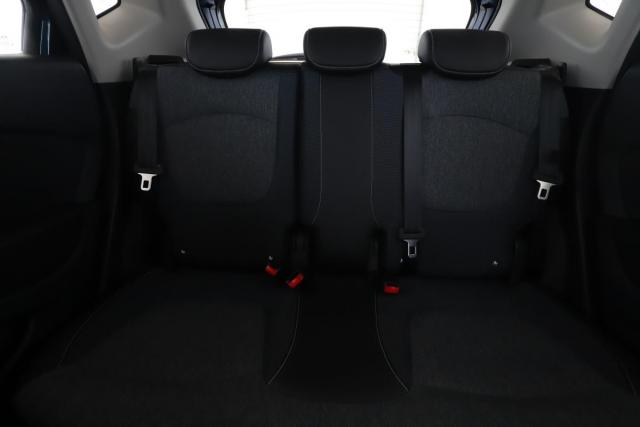 Renault Captur image 2