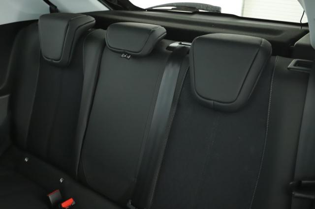 Opel Corsa image 8