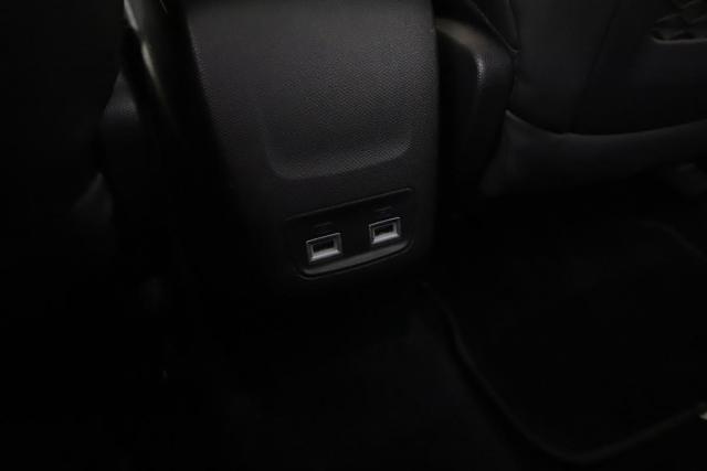 Peugeot 208 image 5