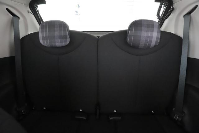 Peugeot 108 image 8