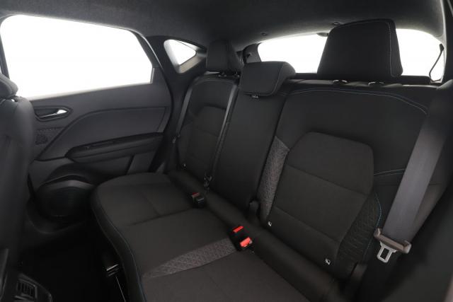 Renault Captur image 9