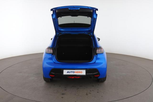Peugeot 208 image 7