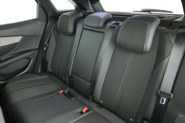 Peugeot 3008 image 9