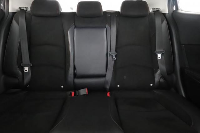 Mazda 3 image 6