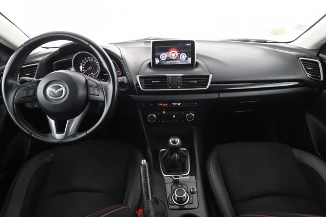 Mazda 3 image 8
