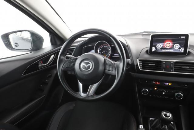 Mazda 3 image 1