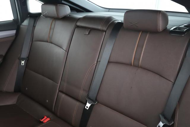 Bmw X4 image 8